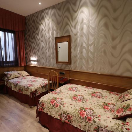 מדריד Hostal Hispano - Argentino Gran Via מראה חיצוני תמונה