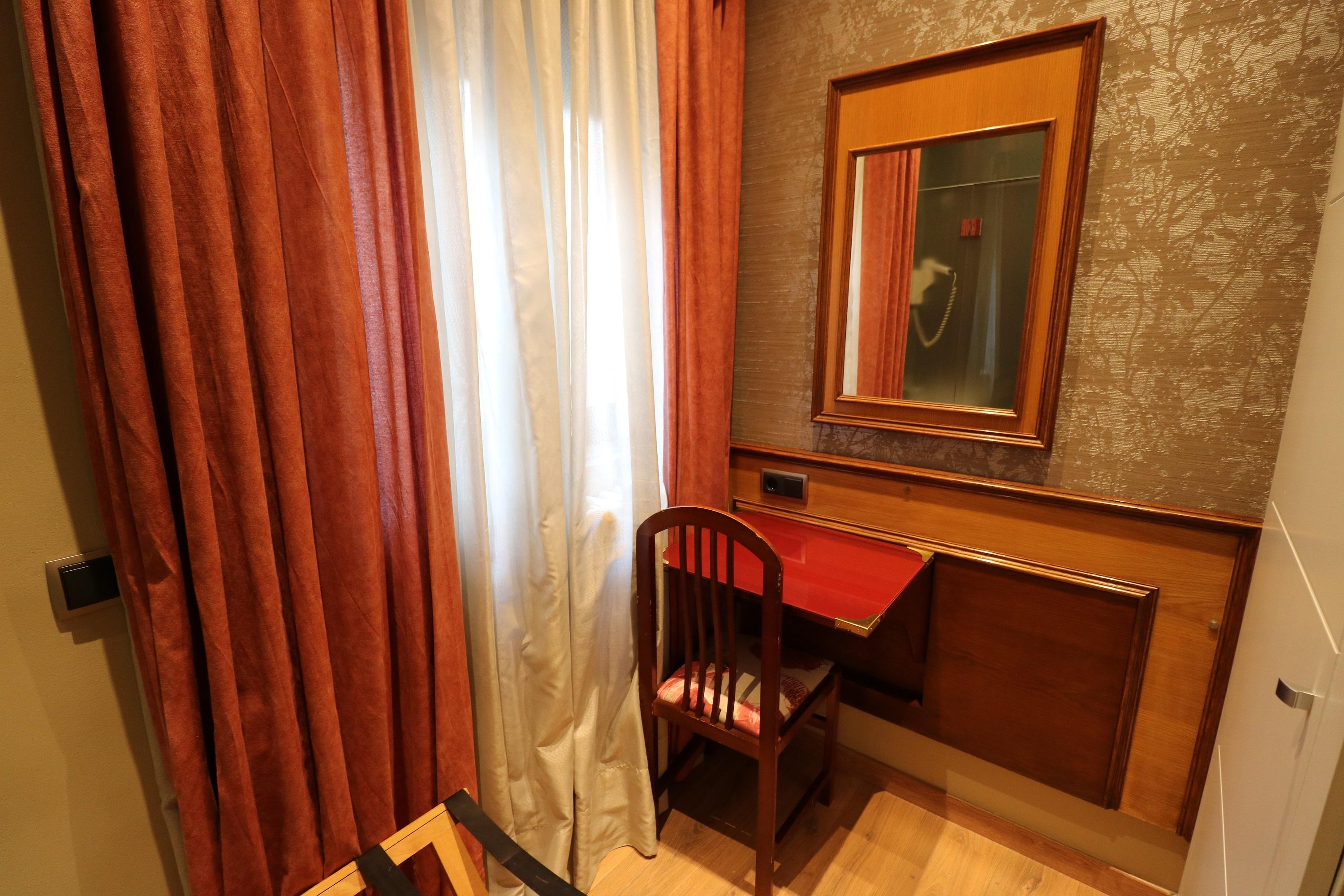 מדריד Hostal Hispano - Argentino Gran Via מראה חיצוני תמונה