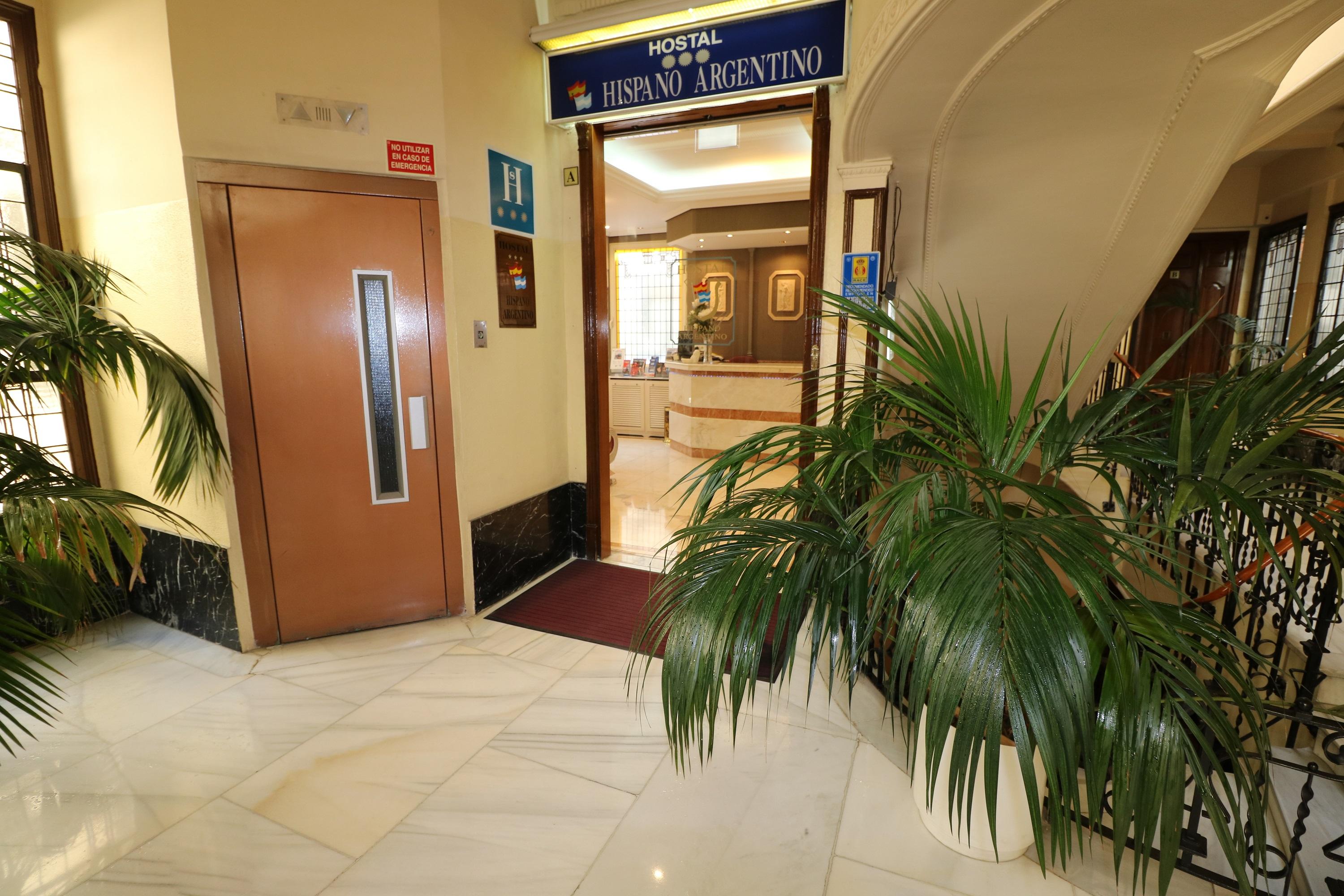 מדריד Hostal Hispano - Argentino Gran Via מראה חיצוני תמונה
