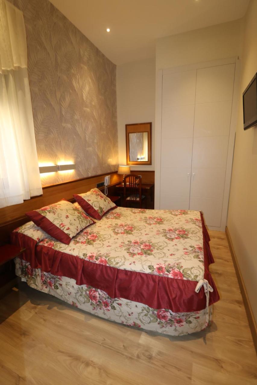 מדריד Hostal Hispano - Argentino Gran Via מראה חיצוני תמונה